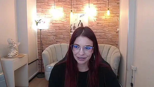 Cerecita b online show from September 19, 7:36 pm