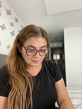 Snapshot of AntonellaAlondra4 chatting on January 30, 2:04 pm AntonellaAlondra4 online show from January 30, 2:04 pm