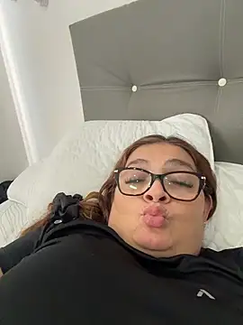 AntonellaAlondra4 online show from March 15, 12:44 pm