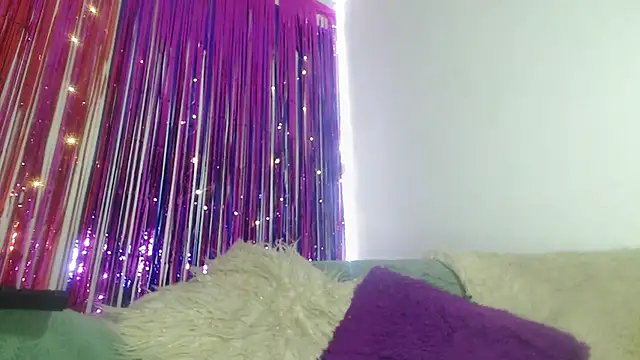 princesskitty111 online show from January 18, 6:56 am