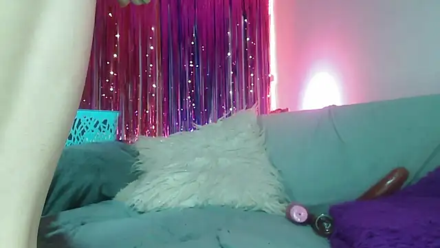 princesskitty111 online show from January 25, 6:55 am