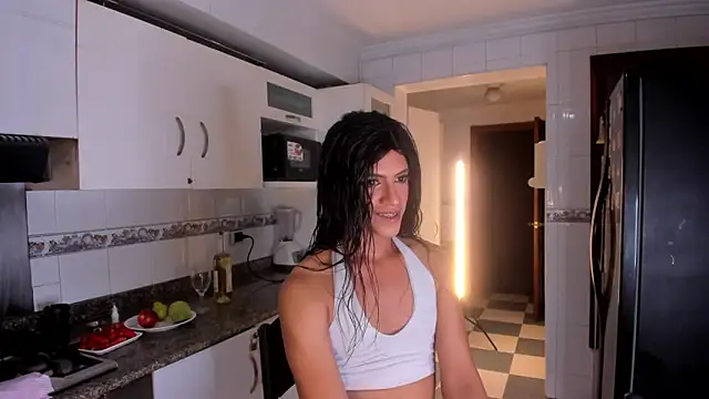 APRILL FOXX online show from December 6, 6:04 am