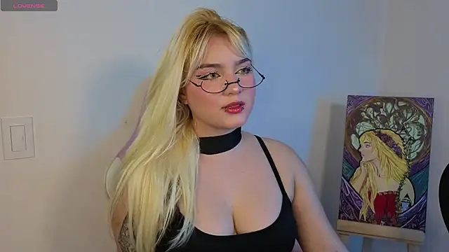 Pretty  zoe online show from December 28, 12:47 am