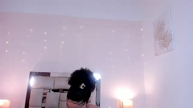 saraandstiven online show from March 6, 3:02 am