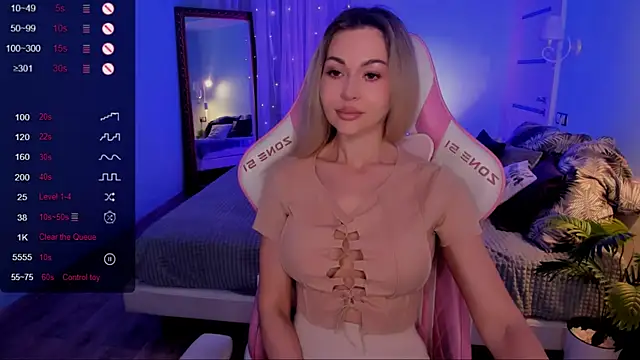 AdeleRoberts online show from May 22, 2:08 am