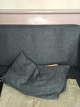 Snapshot of slimcate91 chatting on February 26, 2:14 pm slimcate91 online show from February 26, 2:14 pm