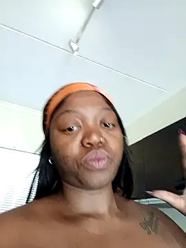 Snapshot of slimcate91 chatting on September 22, 11:34 am slimcate91 online show from September 22, 11:34 am