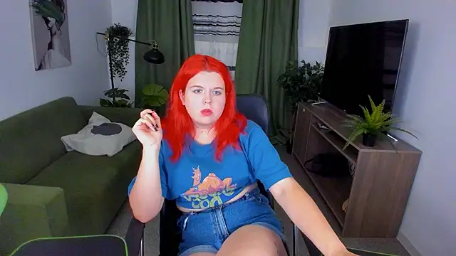 NielletaBlossom online show from December 2, 5:04 am