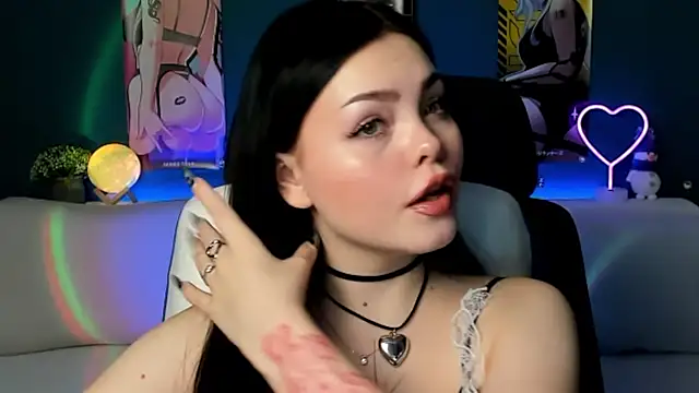 AkiraKatsu online show from December 17, 7:15 pm