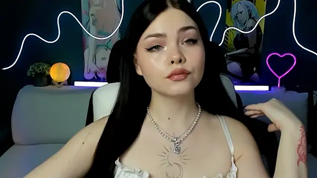 AkiraKatsu online show from February 2, 1:30 pm