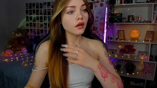 AkiraKatsu online show from October 13, 10:59 am