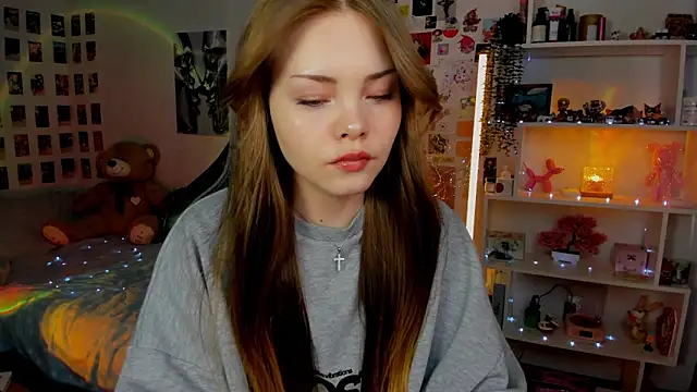 Snapshot of AkiraKatsu chatting on March 14, 10:53 am AkiraKatsu online show from March 14, 10:53 am