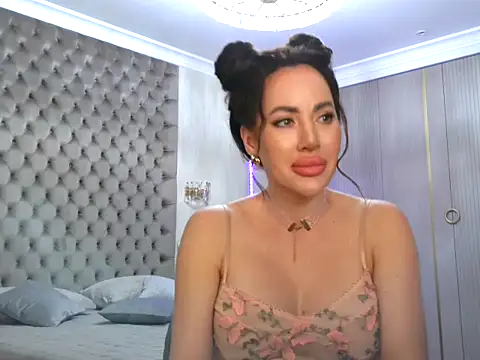 Snapshot of TianaPosh chatting on February 16, 8:11 pm TianaPosh online show from February 16, 8:11 pm