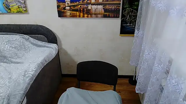 Lady Boom Wild  online show from October 6, 6:11 am