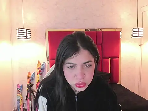 Snapshot of Violet_m chatting on September 21, 11:45 am Violet m online show from September 21, 11:45 am