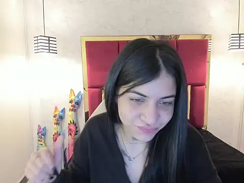 Snapshot of Violet_m chatting on September 27, 11:37 am Violet m online show from September 27, 11:37 am