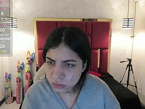 Snapshot of Violet_m chatting on October 13, 11:54 am Violet m online show from October 13, 11:54 am