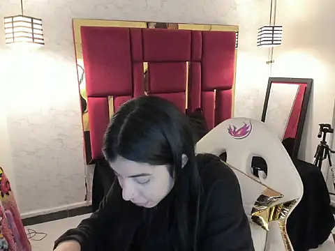 Snapshot of Violet_m chatting on October 17, 12:08 pm Violet m online show from October 17, 12:08 pm