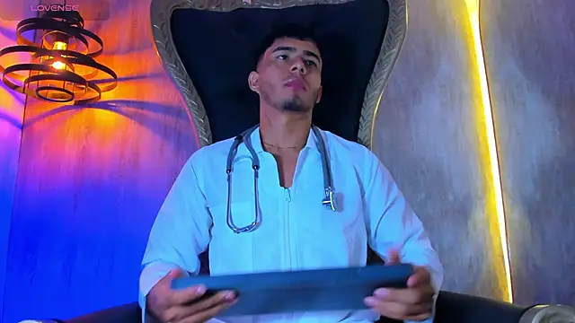 thaddeus king online show from September 27, 10:59 pm