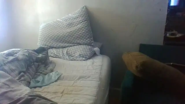 HottieGymBuddy69 online show from February 23, 3:29 pm