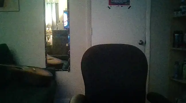 HottieGymBuddy69 online show from March 7, 2:46 am