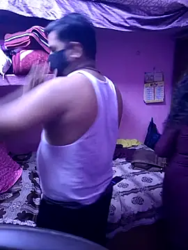 bobbyronak online show from September 17, 8:49 am