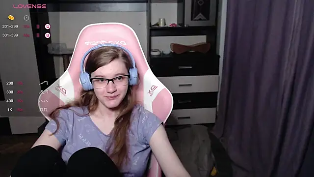 Tomato Tease online show from March 3, 3:30 am