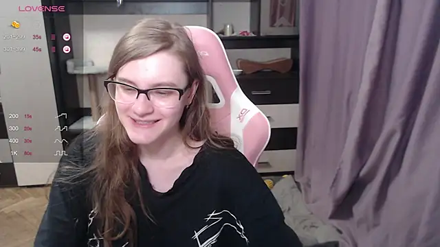 Tomato Tease online show from March 7, 7:05 pm