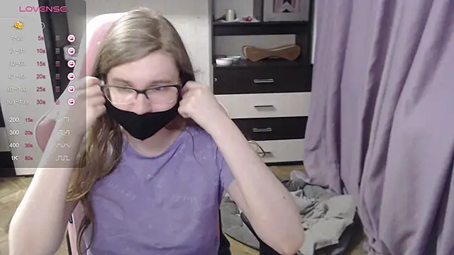 Tomato Tease online show from March 18, 8:26 pm