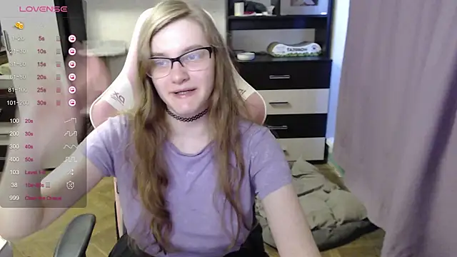 Tomato Tease online show from October 7, 5:04 am