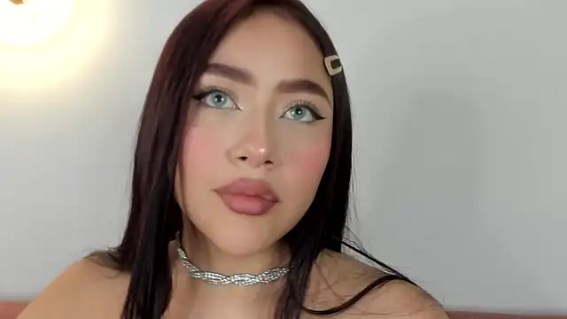 nicolle pierce online show from February 4, 1:17 pm