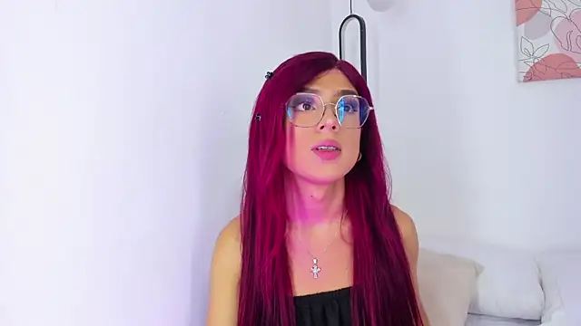 Snapshot of samantha__fairy chatting on December 6, 7:45 pm samantha fairy online show from December 6, 7:45 pm