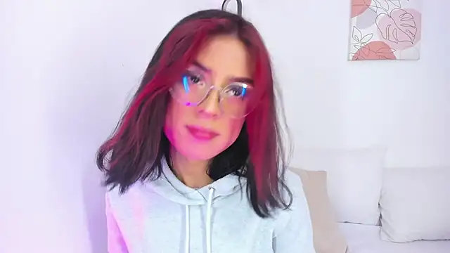 Snapshot of samantha__fairy chatting on December 8, 6:17 pm samantha fairy online show from December 8, 6:17 pm