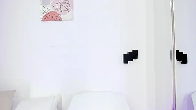 Snapshot of samantha__fairy chatting on December 17, 1:38 pm samantha fairy online show from December 17, 1:38 pm