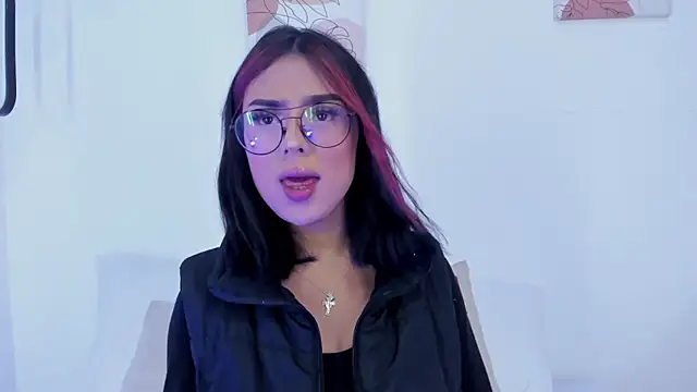 Snapshot of samantha__fairy chatting on January 14, 1:28 pm samantha fairy online show from January 14, 1:28 pm