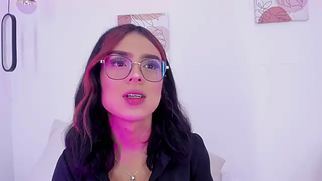 Snapshot of samantha__fairy chatting on January 27, 12:58 pm samantha fairy online show from January 27, 12:58 pm