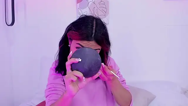 Snapshot of samantha__fairy chatting on February 3, 1:19 pm samantha fairy online show from February 3, 1:19 pm