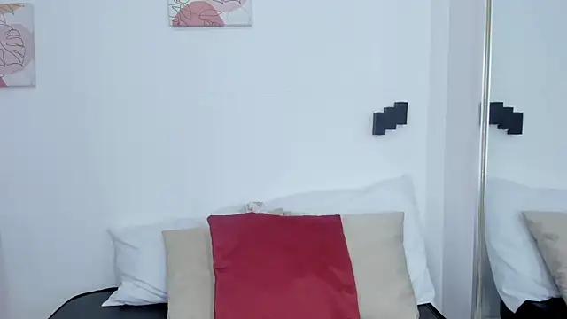 Snapshot of samantha__fairy chatting on February 18, 2:06 pm samantha fairy online show from February 18, 2:06 pm