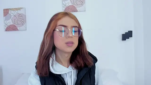 Snapshot of samantha__fairy chatting on February 22, 12:29 pm samantha fairy online show from February 22, 12:29 pm