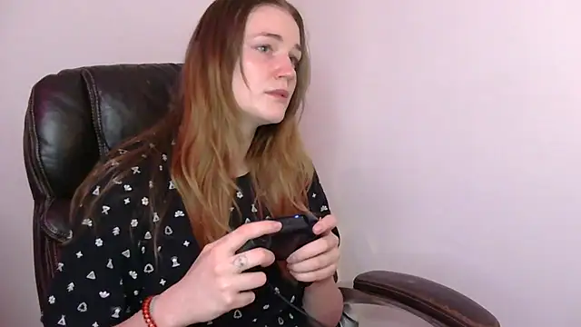 Snapshot of KLEOKILLS chatting on January 1, 9:31 pm KLEOKILLS online show from January 1, 9:31 pm