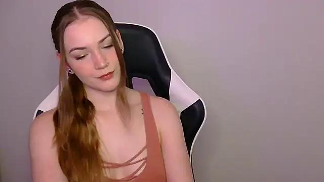 Snapshot of KLEOKILLS chatting on October 18, 5:57 pm KLEOKILLS online show from October 18, 5:57 pm