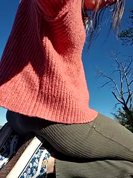 KSwonderland6 online show from October 20, 3:34 pm