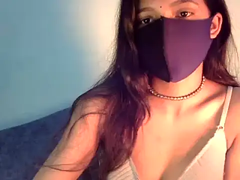 Cute Alaina online show from January 9, 6:06 am