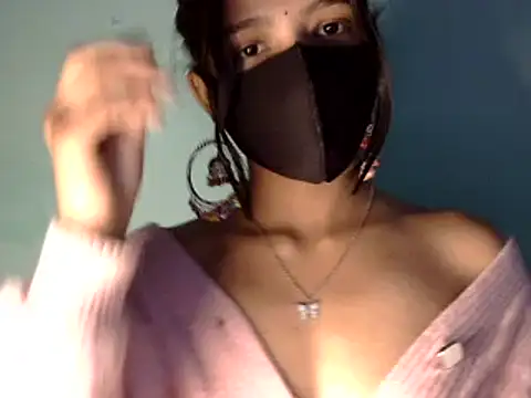 Cute Alaina online show from January 12, 2:56 am