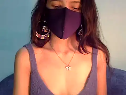 Cute Alaina online show from January 14, 5:40 am