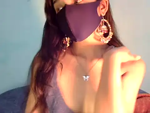 Cute Alaina online show from January 18, 9:24 am