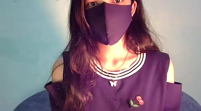 Cute Alaina online show from January 19, 11:53 pm