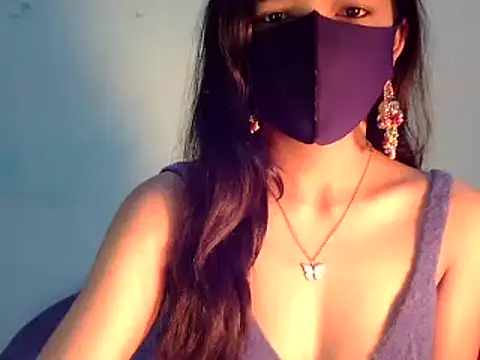 Cute Alaina online show from January 22, 10:59 pm