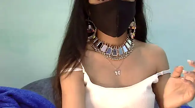 Cute Alaina online show from February 18, 3:31 am
