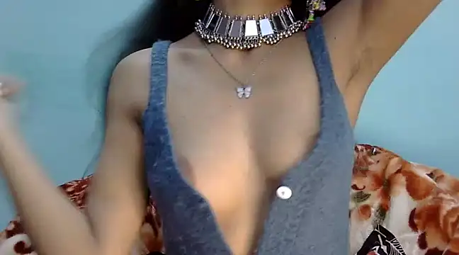 Cute Alaina online show from February 24, 10:25 pm